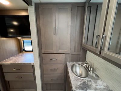 2023 Thor Motor Coach CHATEAU — photo 20 view