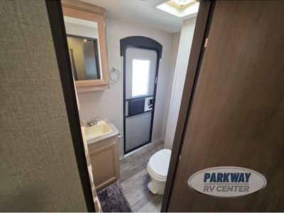 2022 Coachmen RV Catalina Legacy - Photo 24