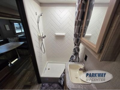 2022 Coachmen RV Catalina Legacy - Photo 26