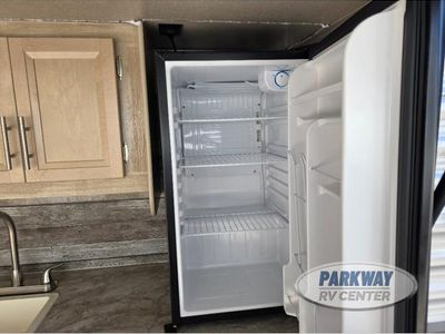 2022 Coachmen RV Catalina Legacy - Photo 9