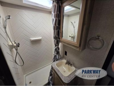 2022 Coachmen RV Catalina Legacy - Photo 27