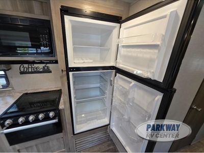 2022 Coachmen RV Catalina Legacy - Photo 22