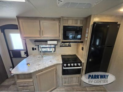 2022 Coachmen RV Catalina Legacy - Photo 19