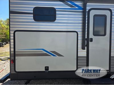 2022 Coachmen RV Catalina Legacy - Photo 5