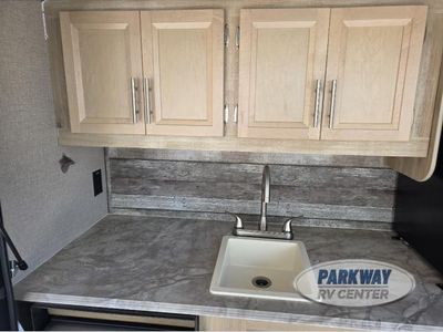 2022 Coachmen RV Catalina Legacy - Photo 8