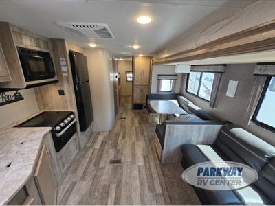 2022 Coachmen RV Catalina Legacy - Photo 16