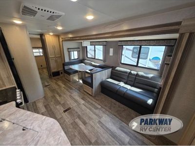 2022 Coachmen RV Catalina Legacy - Photo 15