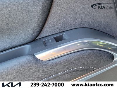 2025 Chevrolet Traverse - Photo 14