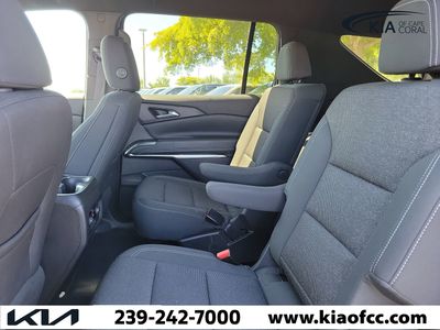 2025 Chevrolet Traverse - Photo 10