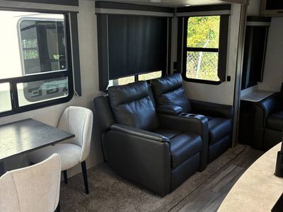 2022 Winnebago VOYAGE - Photo 7