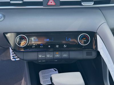 2026 Hyundai ELANTRA — photo 12 view
