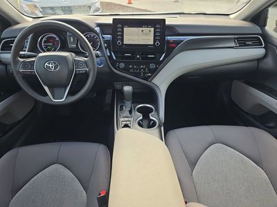 2021 Toyota Camry Hybrid - Photo 12
