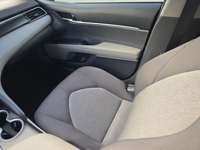 2021 Toyota Camry Hybrid - Photo 15