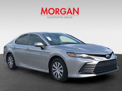 2021 Toyota Camry Hybrid - Photo 2