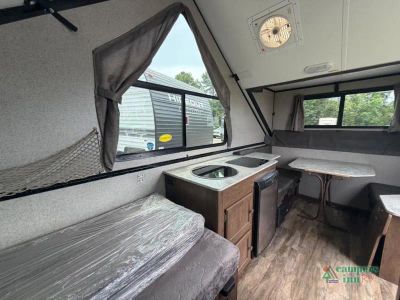 2021 Forest River RV Flagstaff Hard Side — photo 10 view