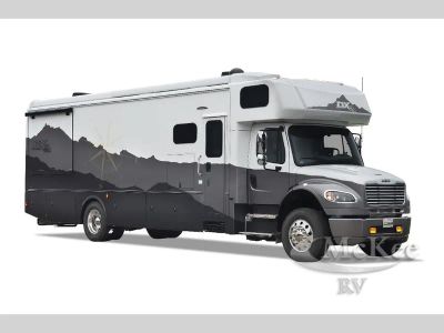 2024 Dynamax DX3 — front three-quarter view