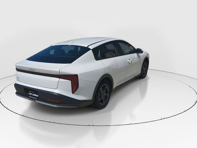 2025 Kia K4 — photo 7 view