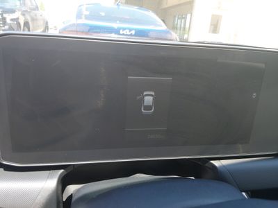 2025 Kia K4 — photo 14 view