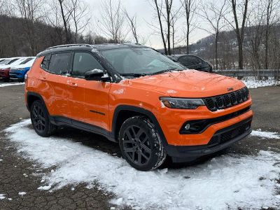 2026 Jeep Compass COMPASS LIMITED ALTITUDE 4X4 in Joose Exterior Paint — front three-quarter view