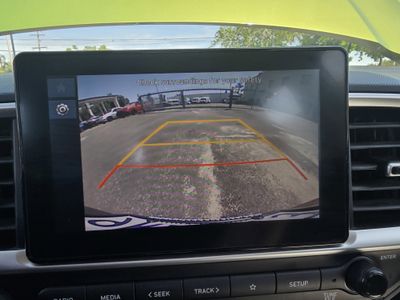 2024 Hyundai Venue — photo 17 view