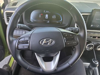 2024 Hyundai Venue — photo 22 view