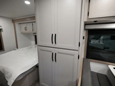 2027 Entegra ODYSSEY SE — photo 19 view