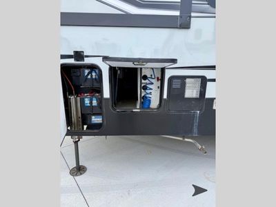 2018 Keystone RV Raptor - Photo 38