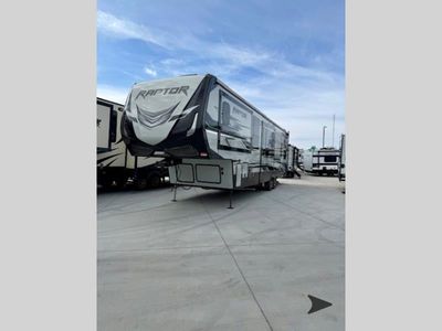 2018 Keystone RV Raptor - Photo 5