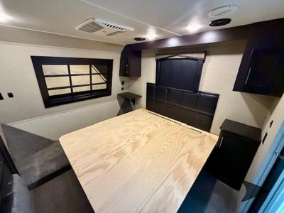 2018 Keystone RV Raptor - Photo 25
