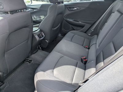 2025 Chevrolet Malibu - Photo 13