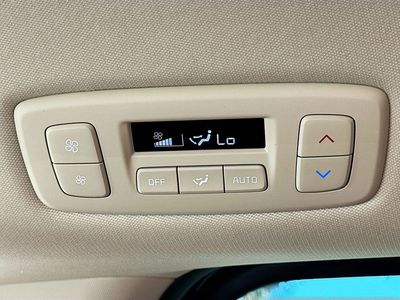 2026 Kia Carnival - Photo 25
