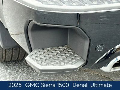 2025 GMC Sierra 1500 - Photo 10