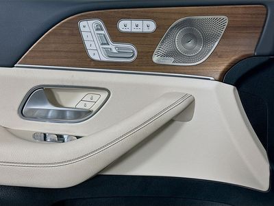 2024 Mercedes-Benz GLS - Photo 18