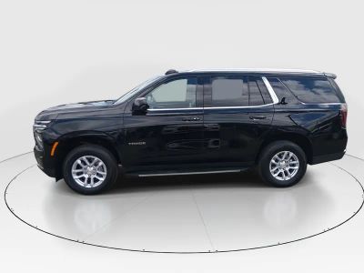 2025 Chevrolet Tahoe - Photo 4