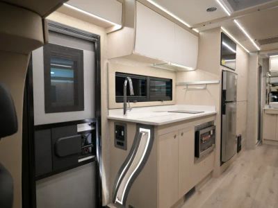 2027 Tiffin WAYFARER — engine compartment view