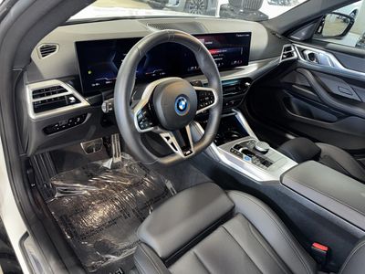 2025 BMW i4 - Photo 20