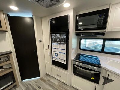 2026 Jayco Jay Flight SLX — photo 43 view