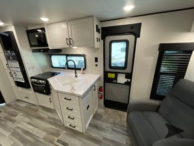 2026 Jayco Jay Flight SLX — photo 35 view