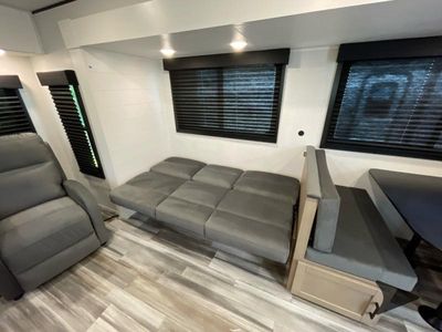 2026 Jayco Jay Flight SLX — photo 25 view