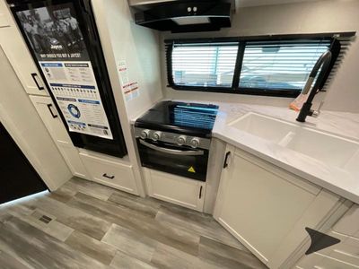 2026 Jayco Jay Flight SLX — photo 41 view
