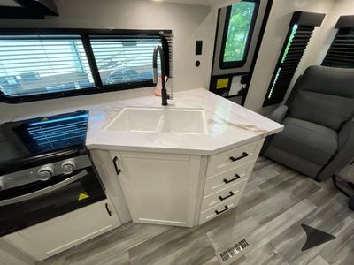 2026 Jayco Jay Flight SLX — photo 40 view