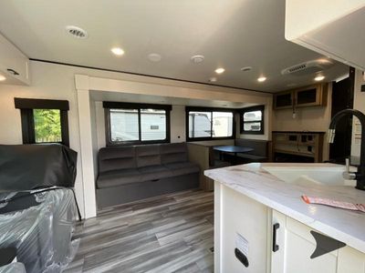 2026 Jayco Jay Flight SLX — photo 21 view
