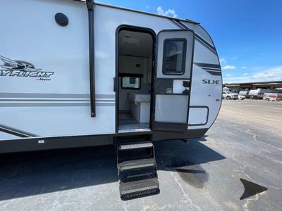 2026 Jayco Jay Flight SLX — photo 18 view