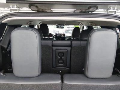2025 Mitsubishi Outlander - Photo 12