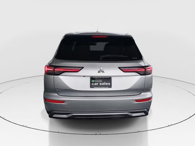 2025 Mitsubishi Outlander - Photo 6