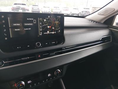2025 Mitsubishi Outlander - Photo 15