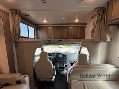 2025 Gulf Stream Conquest Class C - Photo 6
