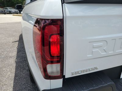 2026 Honda Ridgeline — photo 10 view