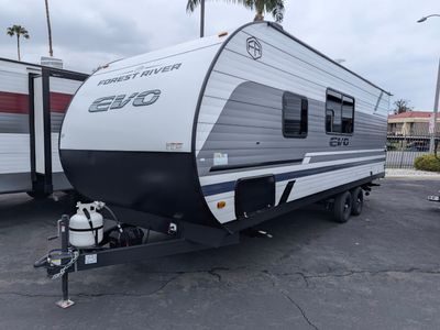 2025 Forest River EVO East - Photo 14