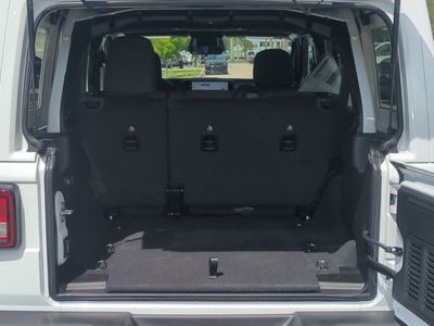 2026 Jeep Wrangler — photo 13 view